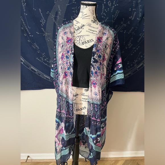 Woven Heart kimono - Picture 5 of 6